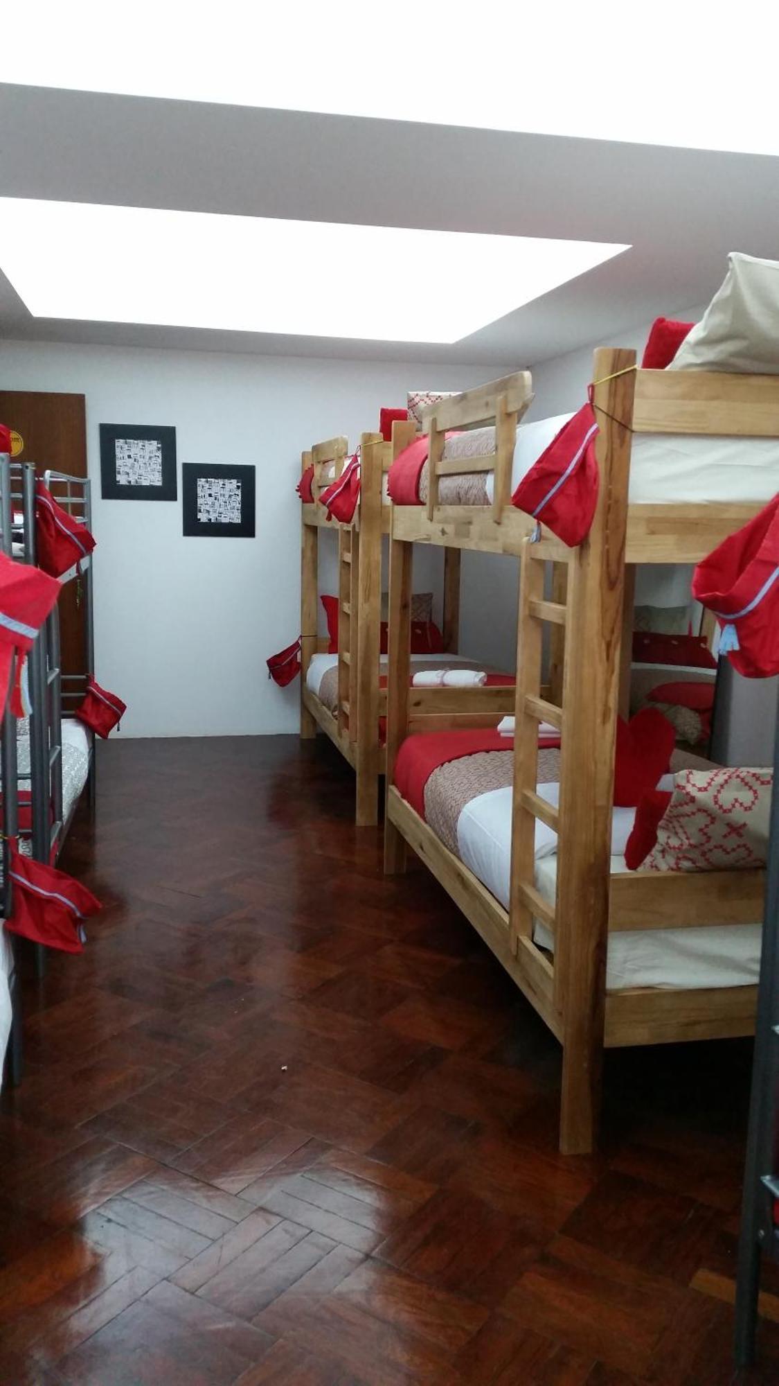 Turkish Style Hostel Lisbon Bilik gambar